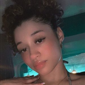 Meet your Posher, Tionna